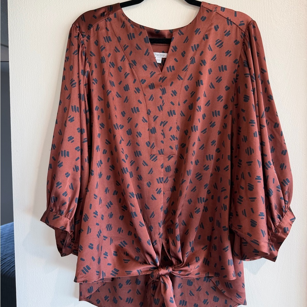 Chico's Bat-wing Blouse with Black Dash Print and Front Tie, Size 3 (XL)